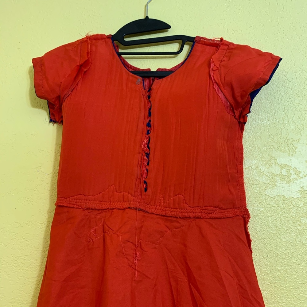 Indian dress embellishments w/ buttons & sequin - Picture 9 of 11